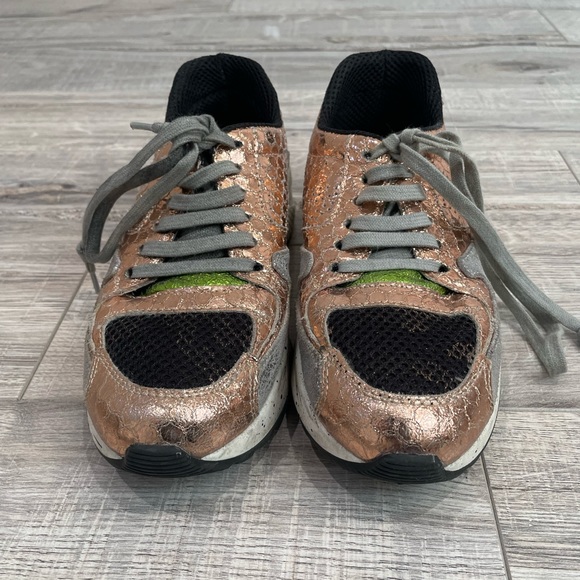 Fun and Funky PP48 size 5 sneakers. - Picture 2 of 7